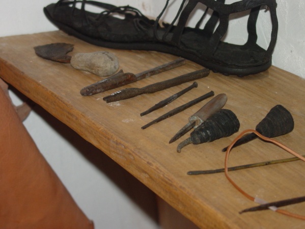 Roman leatherworking tools found around London, 1-3C AD.